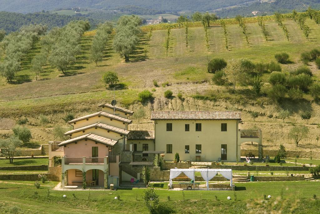 Апарт отель Borgo Le Capannelle Castel Ritaldi Экстерьер фото